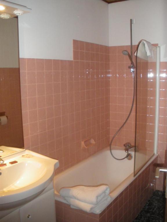 Hotel Le Grand Tetras Morzine Oda fotoğraf