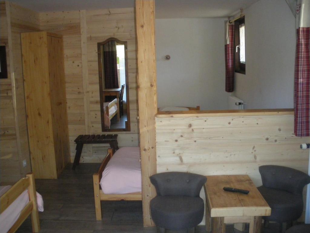 Hotel Le Grand Tetras Morzine Oda fotoğraf